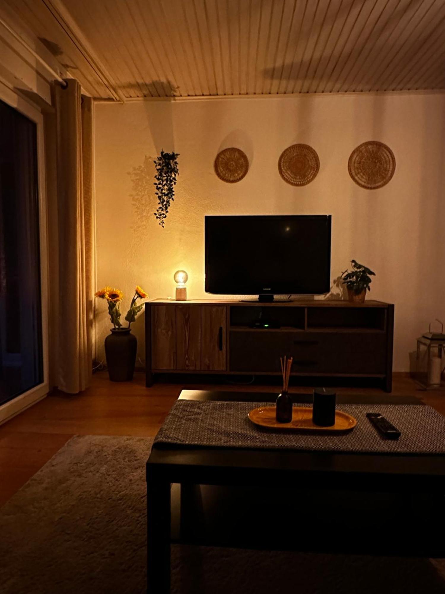 Gemuetliche Wohnung Karlsruhe Buitenkant foto